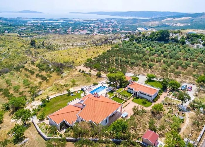 Panoramic In Prgomet, Sea View And Private Pool Villa Plano