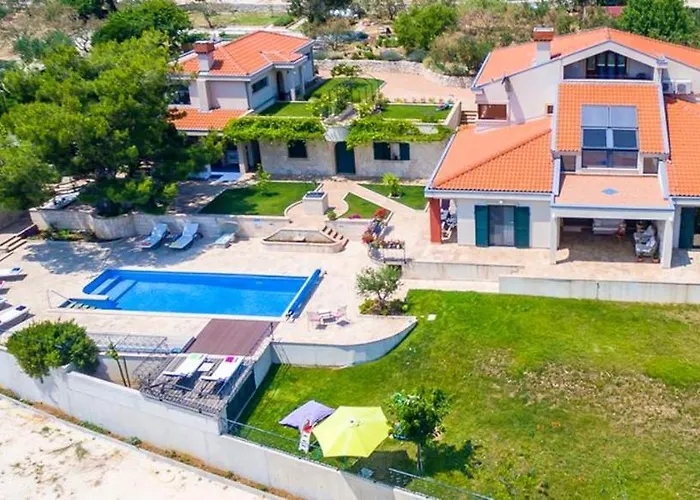 Panoramic In Prgomet, Sea View And Private Pool Villa *