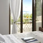 Panoramic In Prgomet, Sea View And Private Pool Villa