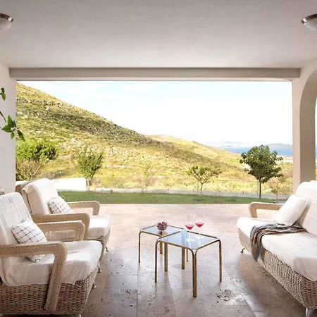 Panoramic In Prgomet, Sea View And Private Pool 别墅