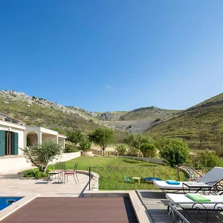 Panoramic In Prgomet, Sea View And Private Pool Plano
